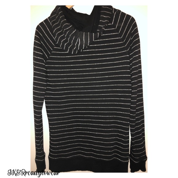 Aeropostale Black Stripe Hoodie, Size Tall/M - Picture 2 of 2